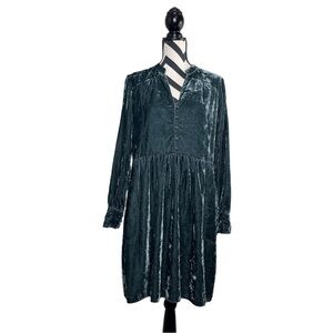 Holding Horses Sz M Green Nantes Crushed Velvet Babydoll Long-Sleeve Dress